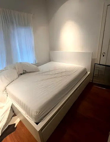 White Platform Bed with Storage Drawers - Single/Small Double