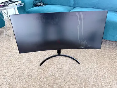 LG 35WN75C 35″ UltraWide — FOR PARTS / Broken Screen