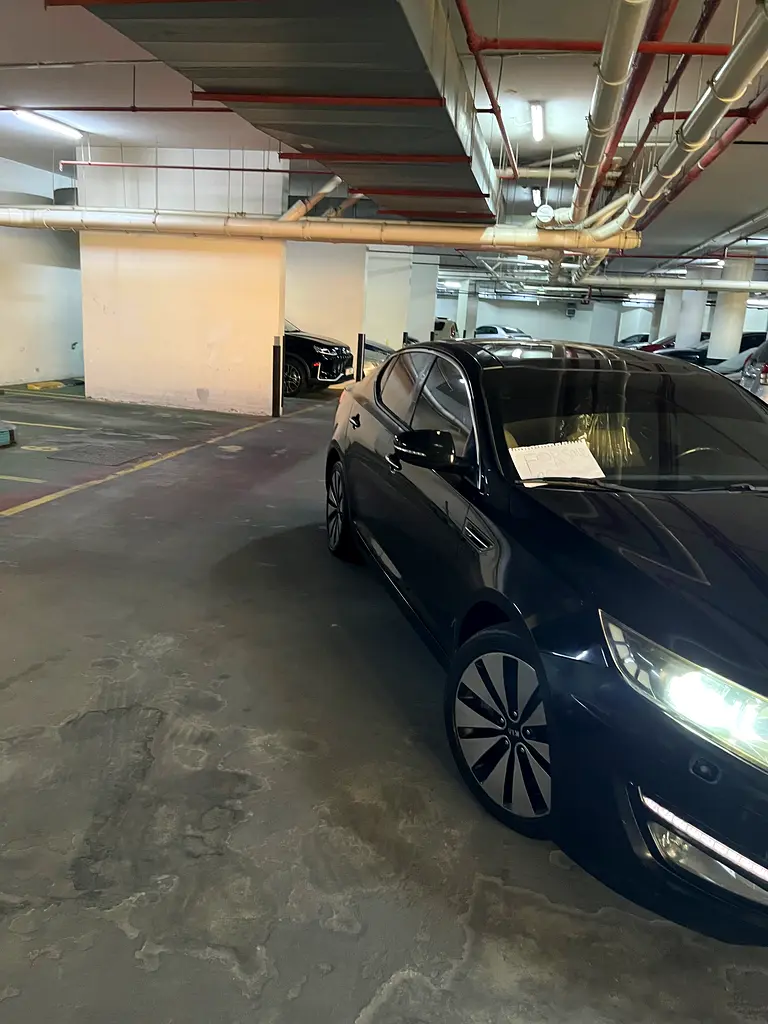 Kia Optima 2012 — photo 1 of 19