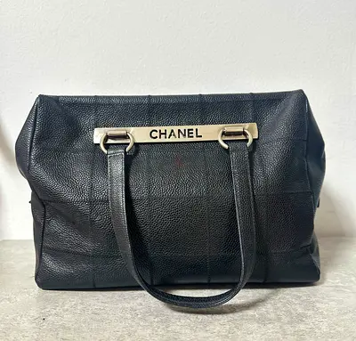 Chanel STYLE Choco Bar Caviar hand bag