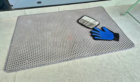 💥CAT ESSENTIALS! Litter mat, Static Hair remover glove, Grooming Glove