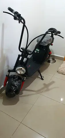 Used Adult Electric Scooter with Large Deck and Front Headlight, This is a Mini Harley M718 RW