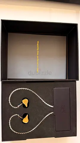 Used high-end in-ear monitor earphones with braided cable (boxed)