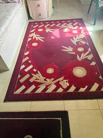 Maroon Floral Area Rug - Good Condition, 2.5 x 1.6m (approx)