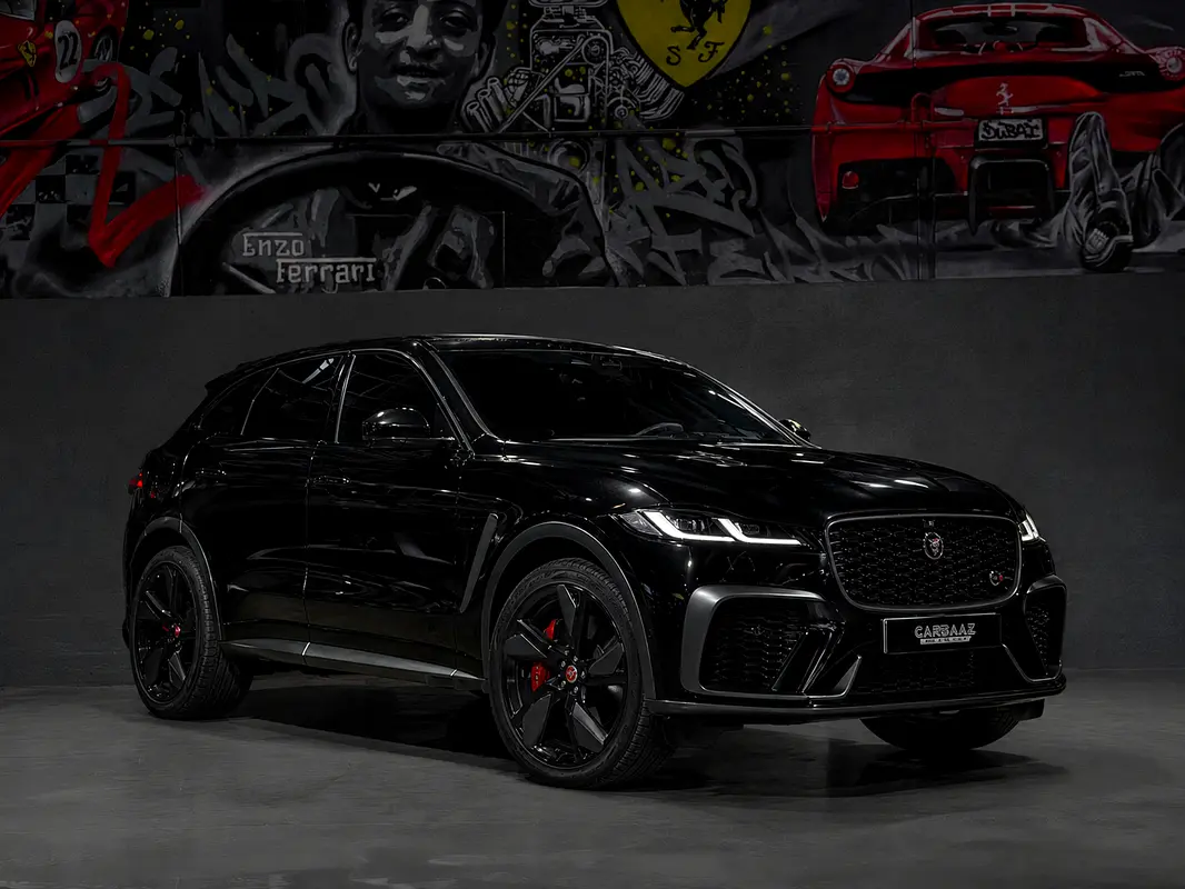 Jaguar F-Pace 2021 — photo 1 of 16