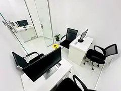 Premium Office for rent | Free All Utilities | Direct from Owner