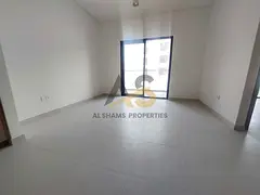 Stylish One-Bedroom with American-Style Kitchen at Maryam Island – Gym, Pool, Parking"
