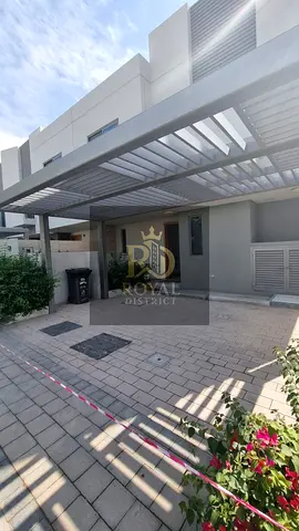 موقع مميز جدًا في الزاهية | تاون هاوس زاوية بالكامل 3 غرف + غرفة خادمة | على نفس شارع النادي الرياضي على بُعد 20 متر فقط