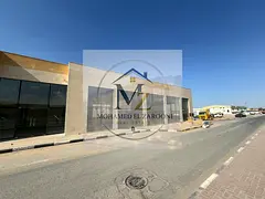 For sale or rent in Zone 5, on a main street, excellent location, 20,000