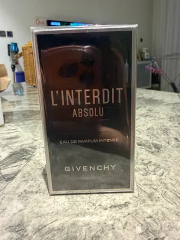Givenchy Perfume