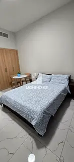 Flexible 12 Cheques | Furnished Studio
