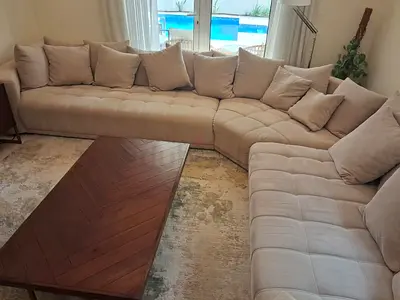 Chattlesmore High quality corner sofa