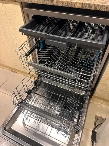 Candy Rapido Dishwasher