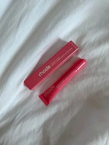 Rhode peptide lip tint sweet pea, original