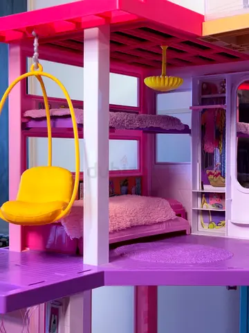 🏠 Barbie DreamHouse in Good Condition – Pool, Slide  Elevator!!!