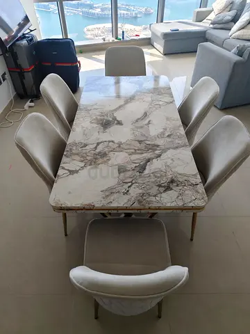 Marble design wooden Dining Table with 6 Upholstered Chairs - Good Condition