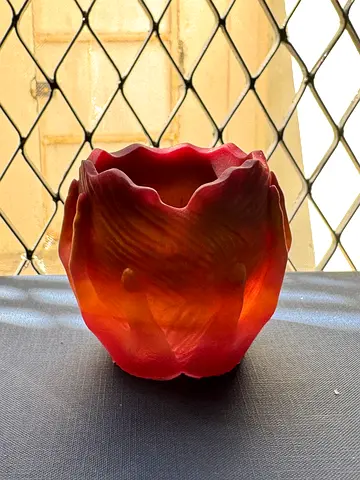 Resin pen stand