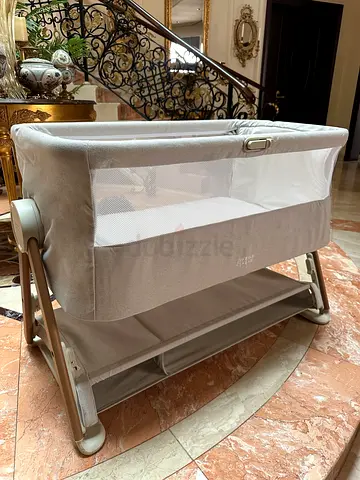 Lua bedside crib