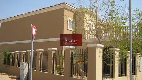 Corner 3BR+Maid| Spacious Layout | Family Oriented
