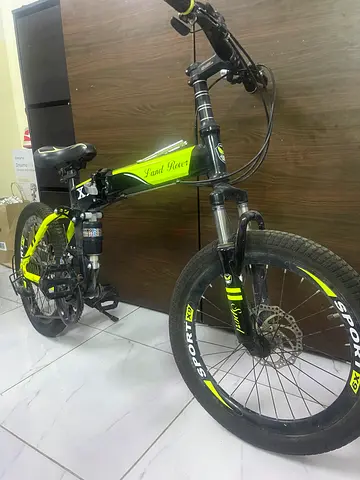 Used green/black mountain bike - good working condition