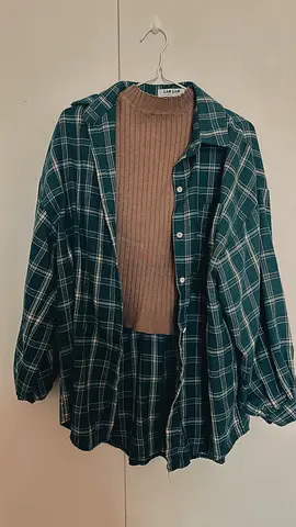 Loose fitting shirt