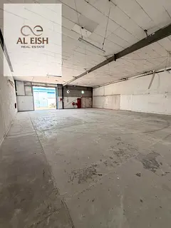 Al Quoz Warehouse with Excellent Connectivity | Rent Now