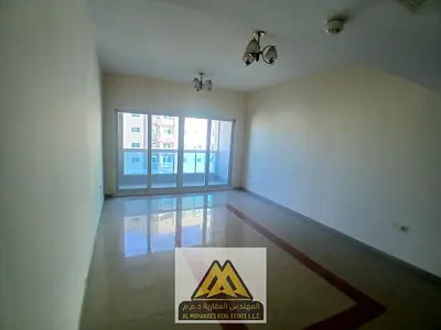 غرفة وصالة بمساحة واسعة جدًا و2 حمام وبلكونة وغرفة غسيل وخزائن حائط قرب كورنيش عجمان بالراشدية 3