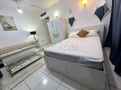 Private room nearby financial metro station
