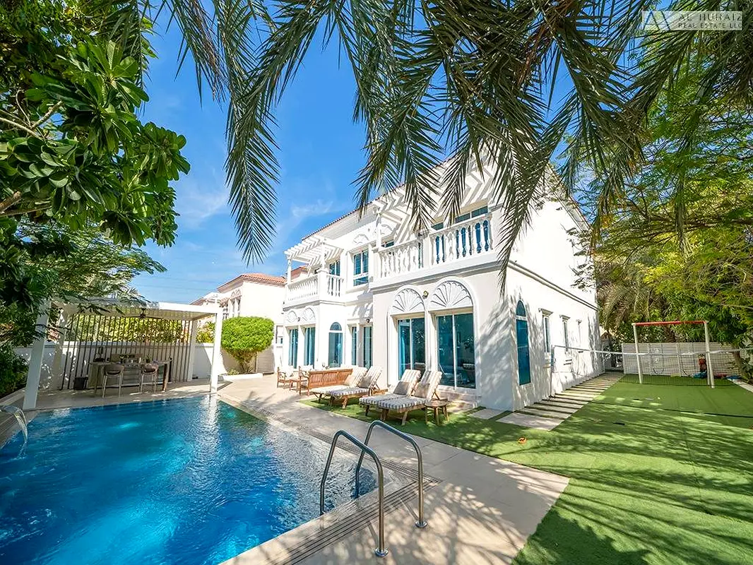 Vastu Compliant 5 Bed Villa | Quiet Internal Street | Minutes From Amenities
