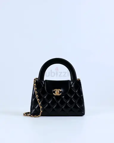 Chanel Kelly Bag Shiny Aged Calfskin  Gold-Tone Metal in Black Medium size
