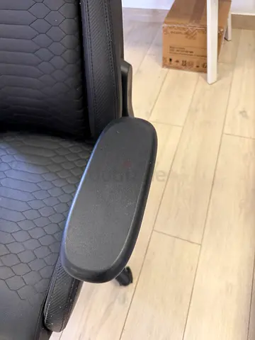 RAZER black gaming chair