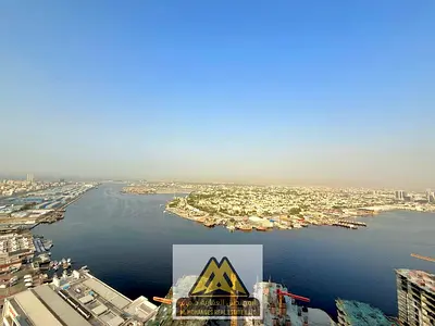 للإيجار السنوي في أبراج الواحة عجمان - إطلالة بحرية كاملة وتشطيبات فاخرة