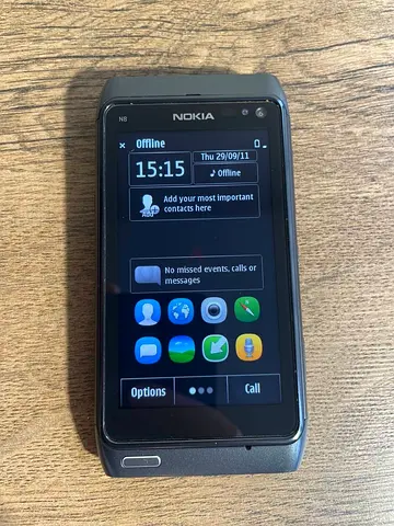 Nokia N8