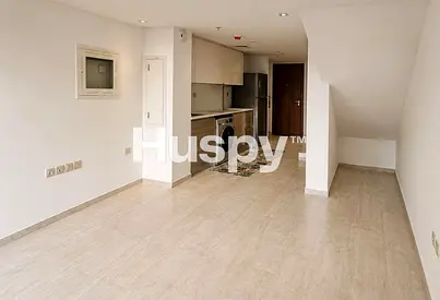 Vacant In December | Duplex | Close to Exit