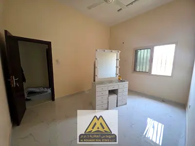 Large and comfortable space with a practical design | Prime location directly on Sheikh Ammar Street | New split AC