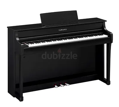 Yamaha Clavinova CLP‑835 Digital Piano – Black