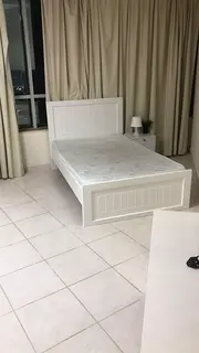 Bedspace in Marina for Ladies | Next to DMCC | GYM | POOL