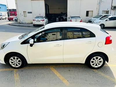 2016 KIA RIO 照片 4