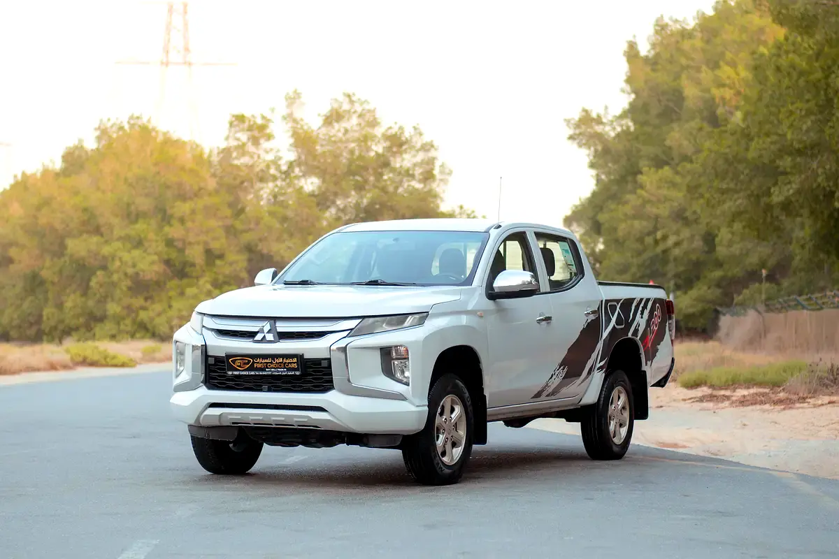 Mitsubishi L200 2020 — photo 1 of 18