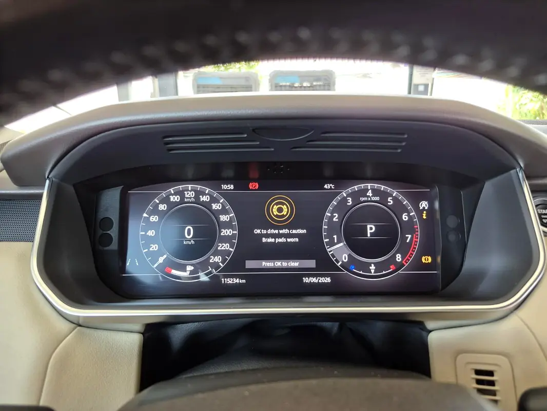 Land Rover Range Rover Sport 2019 — photo 1 of 16