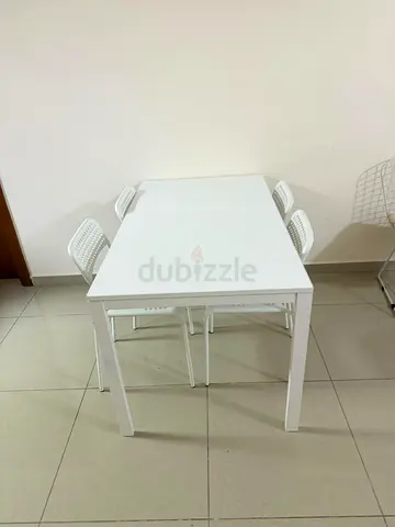 DINING TABLE WITH 4 CHAIRS
