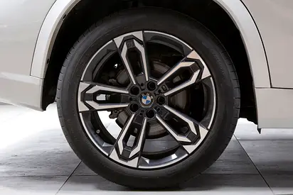 صورة مصغرة 7 لـ 2025 BMW X1