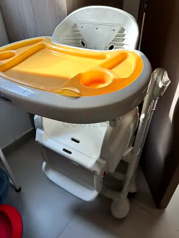 Baby dining chair