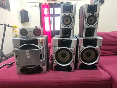 Sony 5.1 speaker from home audio system – very good working condition. Passive subwoofer.