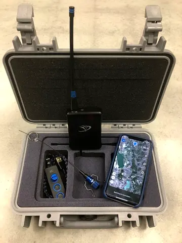 Portable wireless receiver kit with antenna, controller and Android phone (used) gps tracker