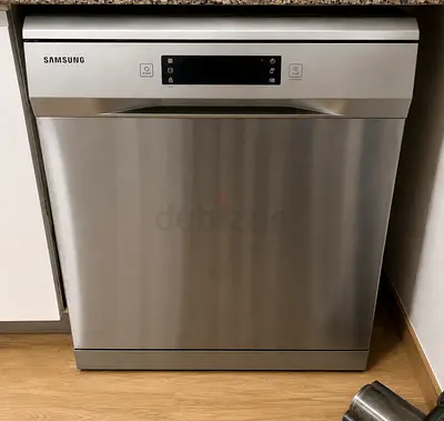 Samsung Stainless Steel Dishwasher - Freestanding, Good Condition