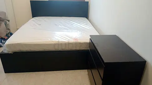 Malam queen size bed 160/200cm bed with 2 storage drawers underneath and Ikea mattress is available