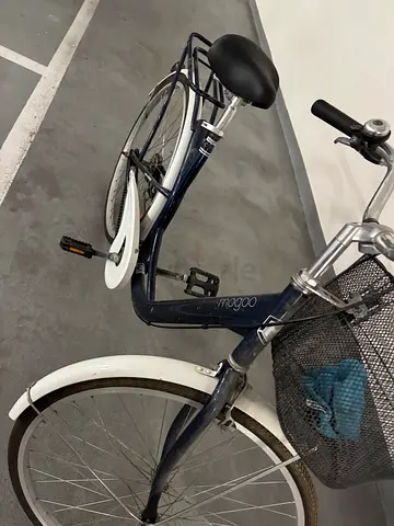 Bike only ridden 1-2 times, almost new. Price: 300 AED Self pickup in Golfville Dubai. WhatsApp: +97