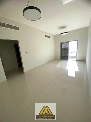 Excellent location | Excellent price | Vibrant area | Close to all amenities | Regular maintenance included | Open view