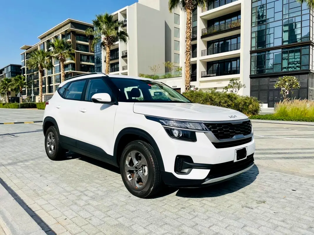 Kia Seltos 2022 — photo 1 of 6